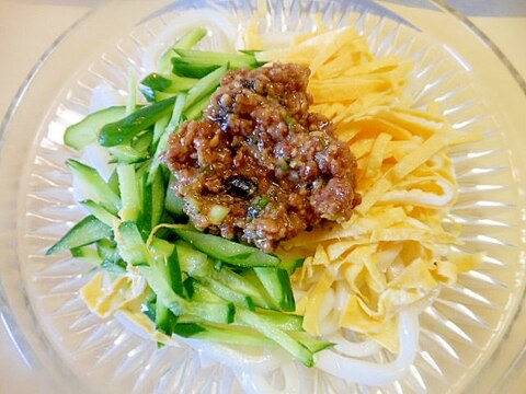 冷凍うどんで☆2色ねぎ肉味噌うどん☆